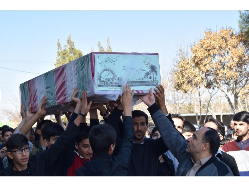 مراسم عزاداری حضرت زهرا(س)-تشییع شهید گمنام (1)