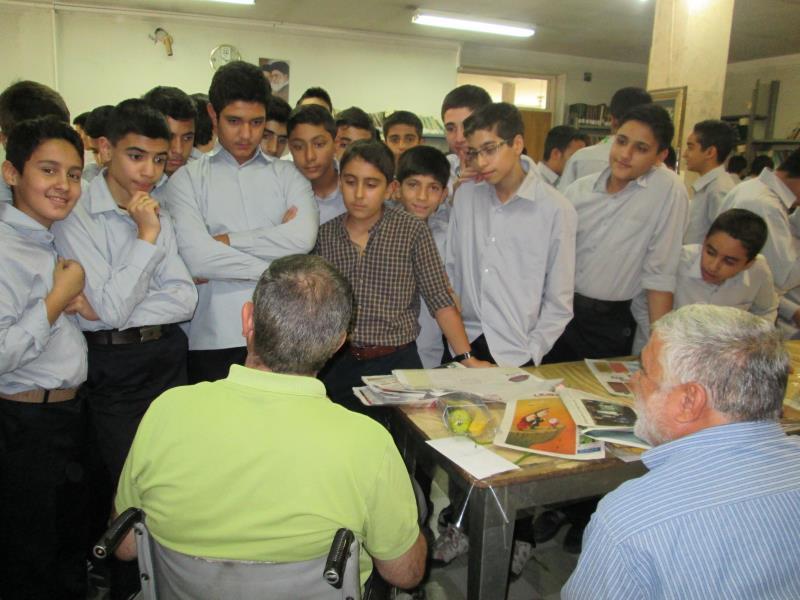 بازدید از بنیاد جانبازان به مناسبت هفته دفاع مقدس