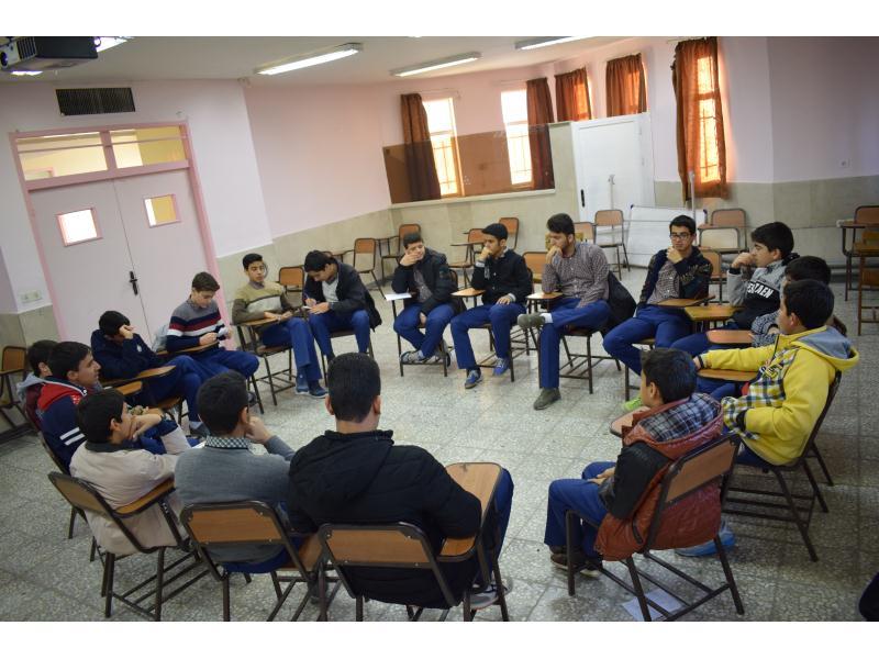 جلسه شورای دانش آموزی