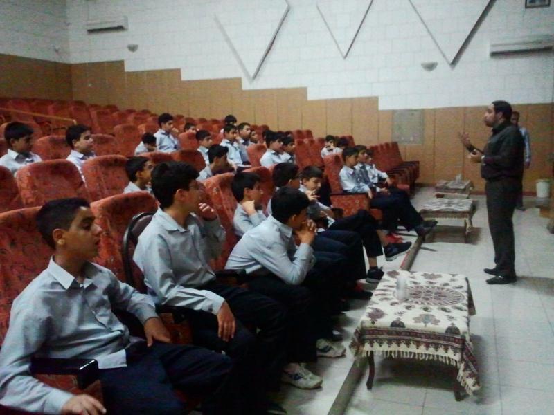 بازدید از موزه شهداء