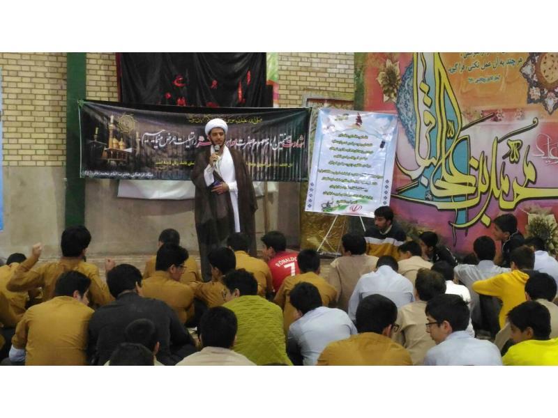 مراسم سوگواری شهادت امام موسی کاظم(ع) در نماز خانه دبیرستان